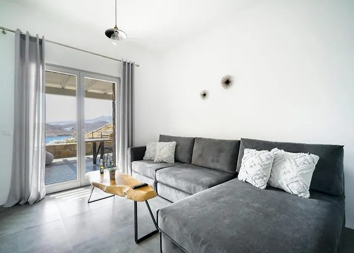 Nefeli & Mykonos Ftelia (Mykonos)