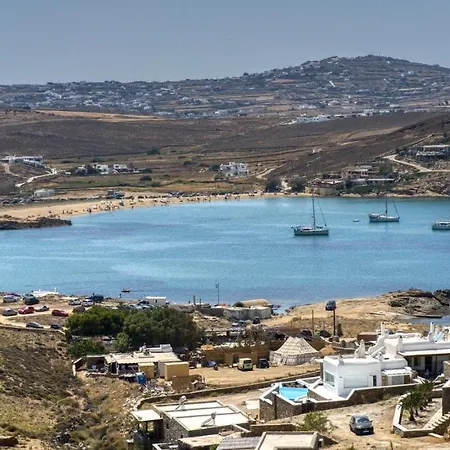 בית נופש Nefeli & Mykonos *
