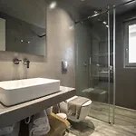 Nefeli & Mykonos فتيليا
